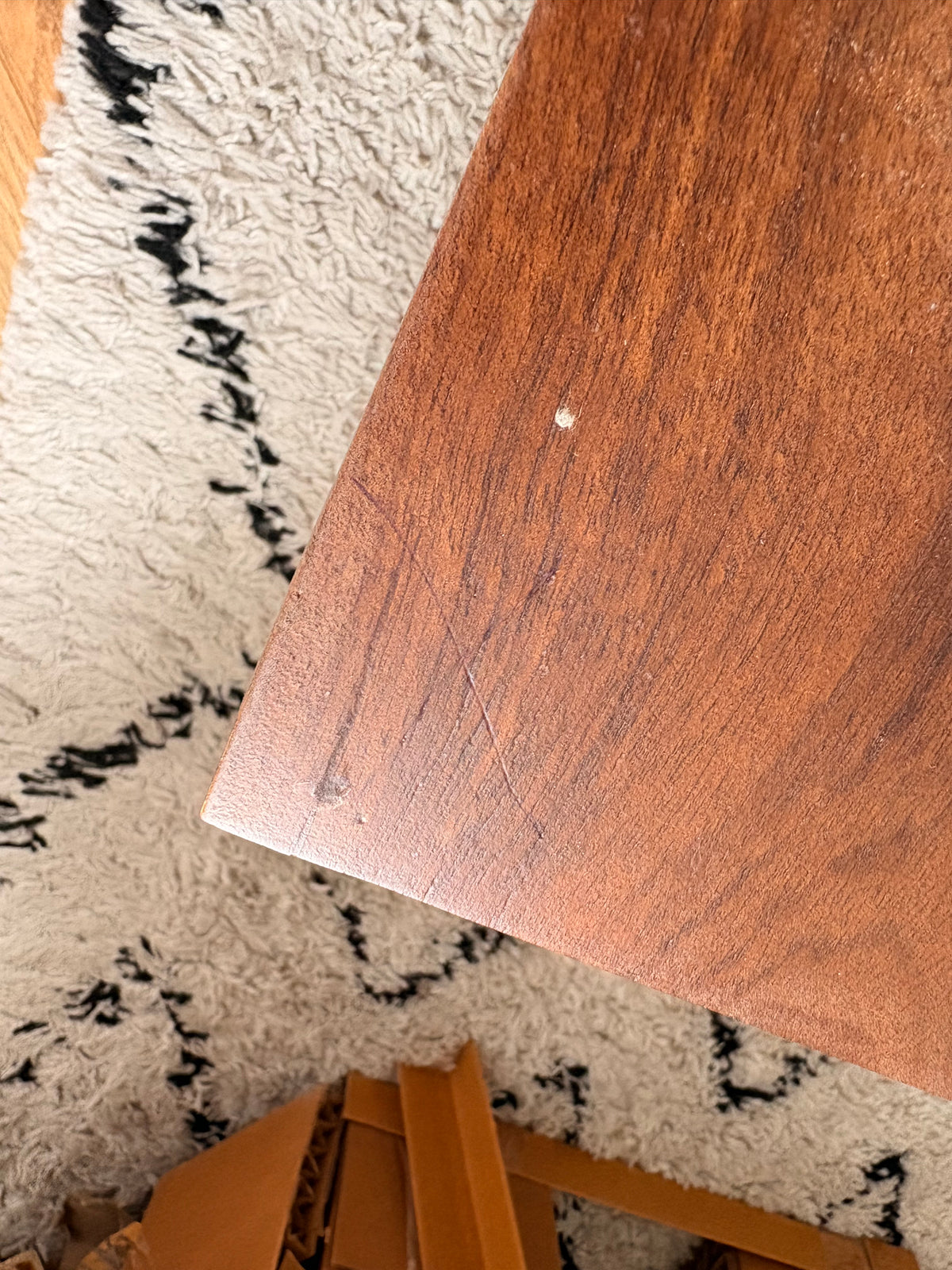 Scandinavian Walnut Oslo Bedside Table (Damaged)