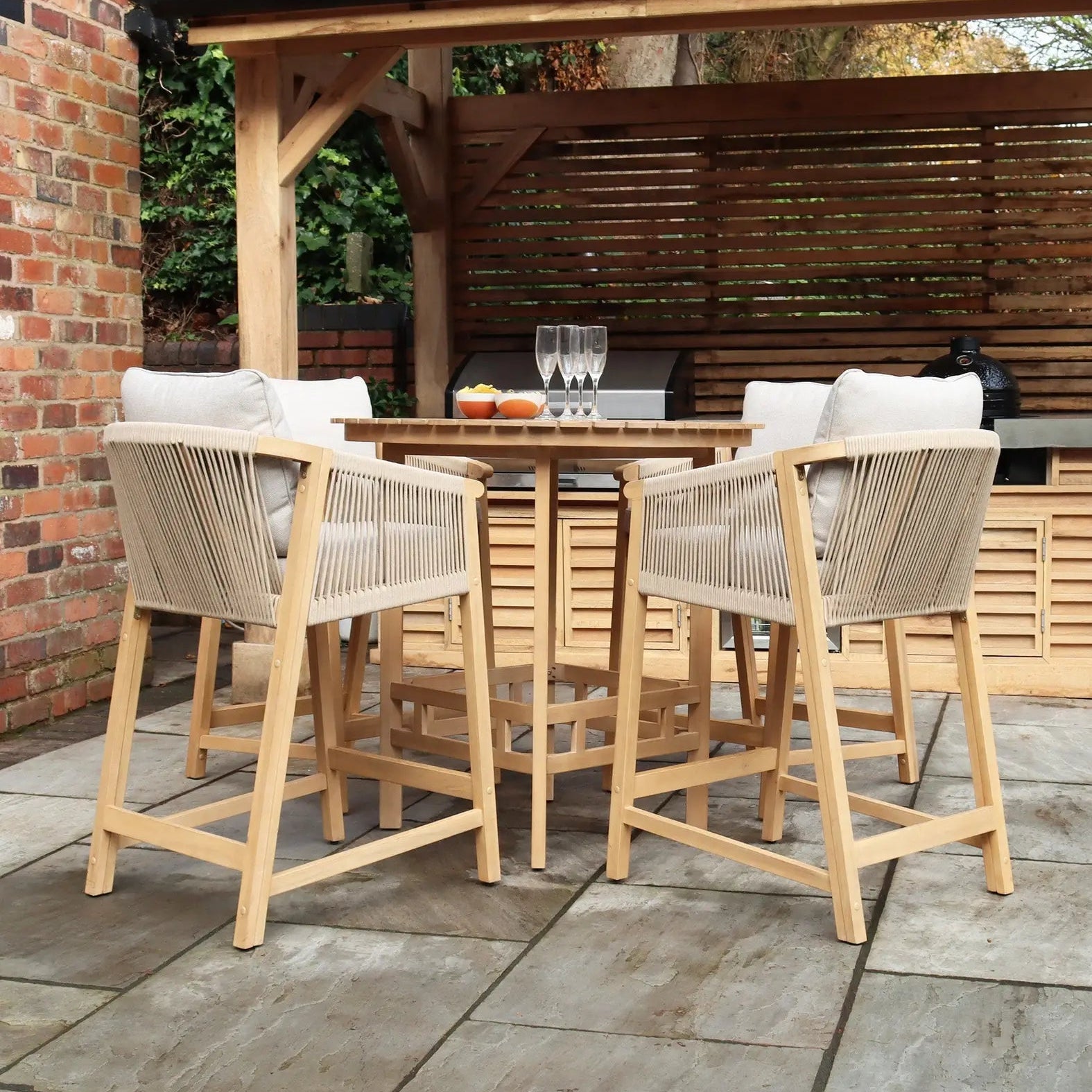 Roma 100cm Round Sunray High Bar Table with 4 Roma Deluxe Bar Stools