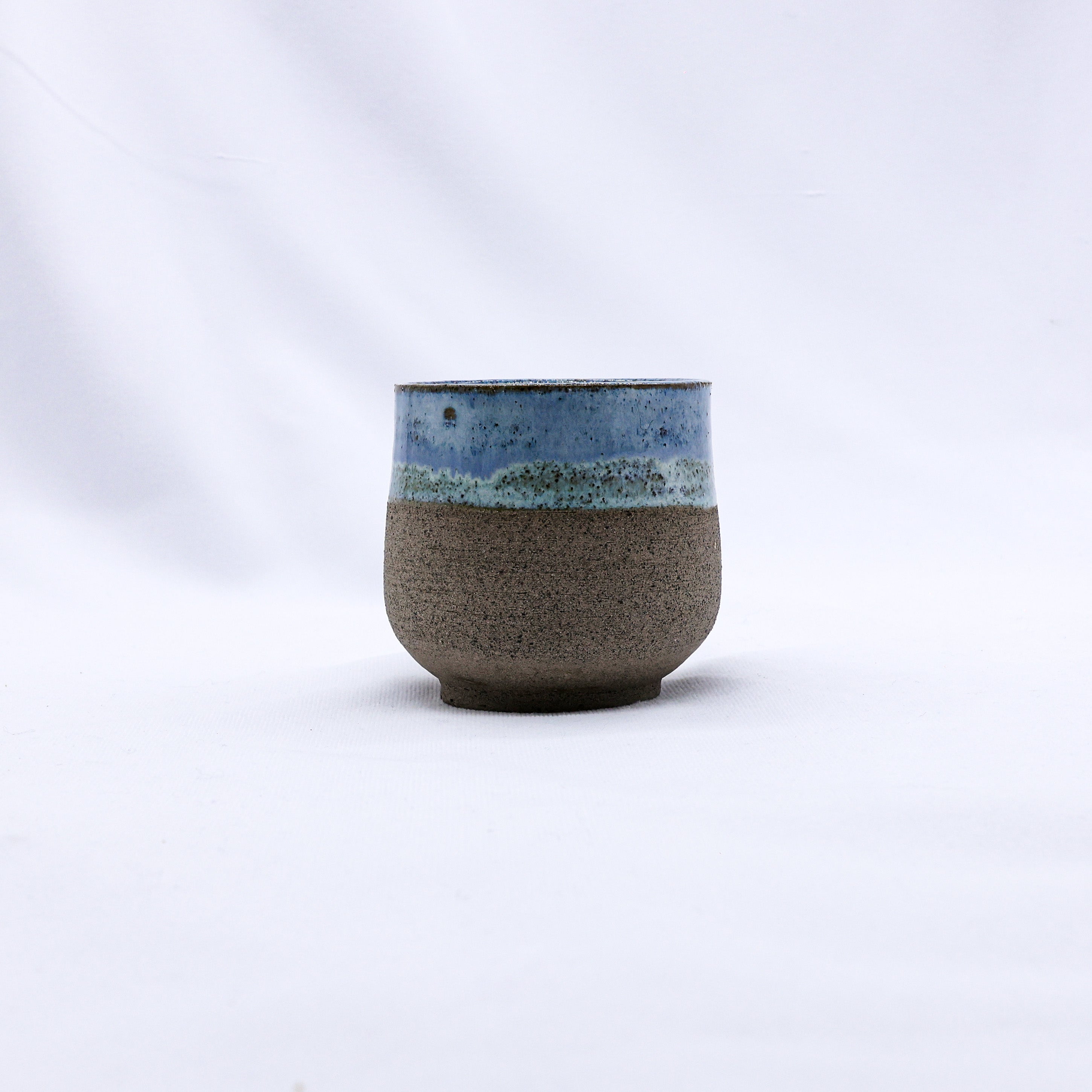 Blulume Tazza Handmade Ceramic Smoked Grey Stoneware Short Cup