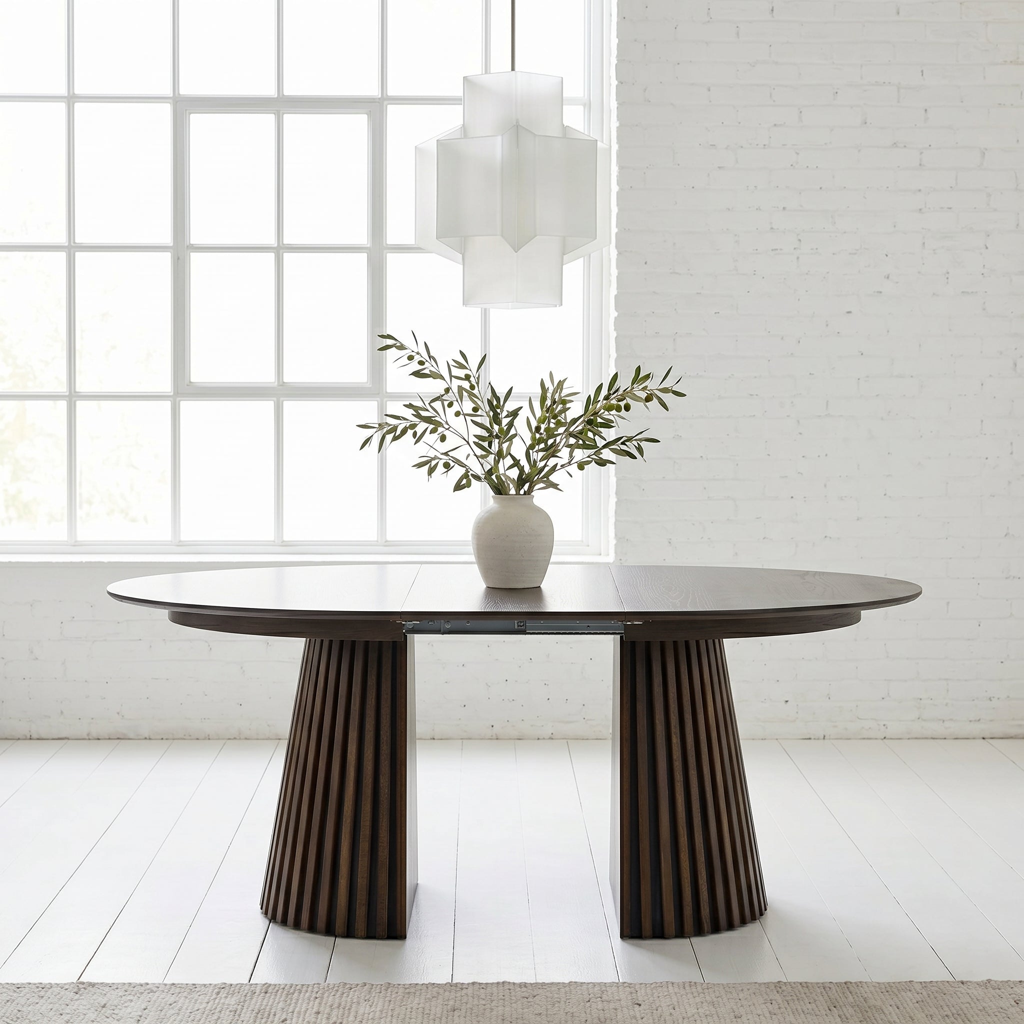 Kanso Round Extendable Dining Table