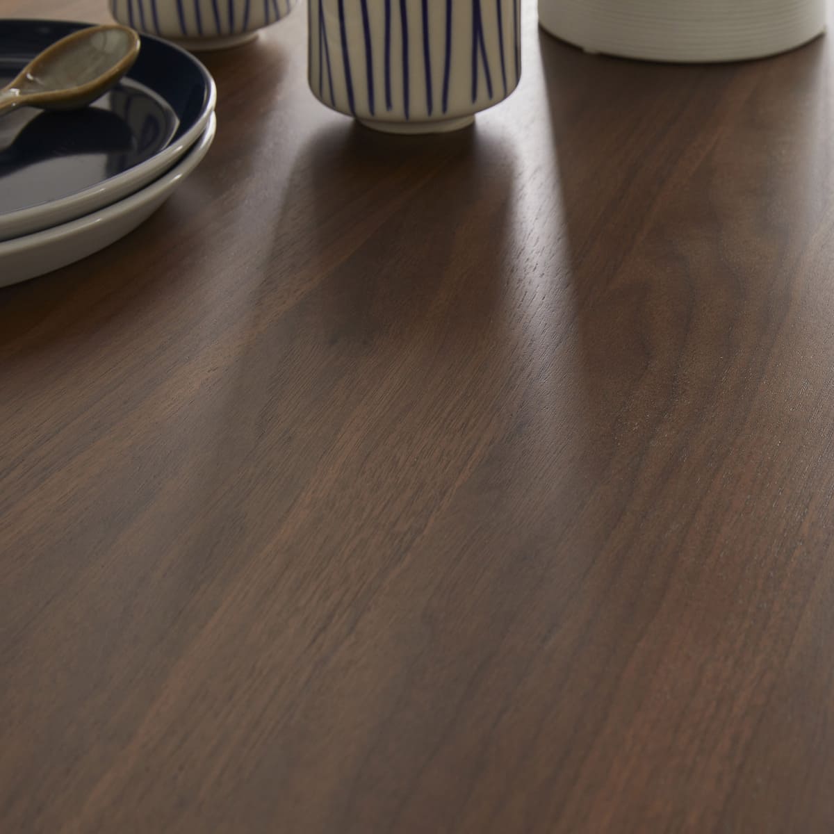 Wright Walnut Round Extendable Dining Set (with 4 Wright Walnut Dining Chairs)