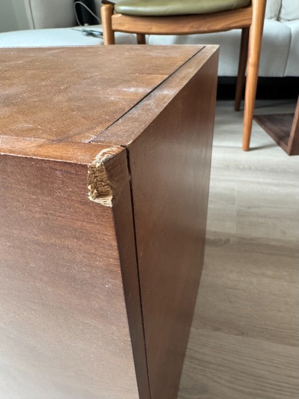 Scandinavian Walnut Oslo TV Stand (Damaged)