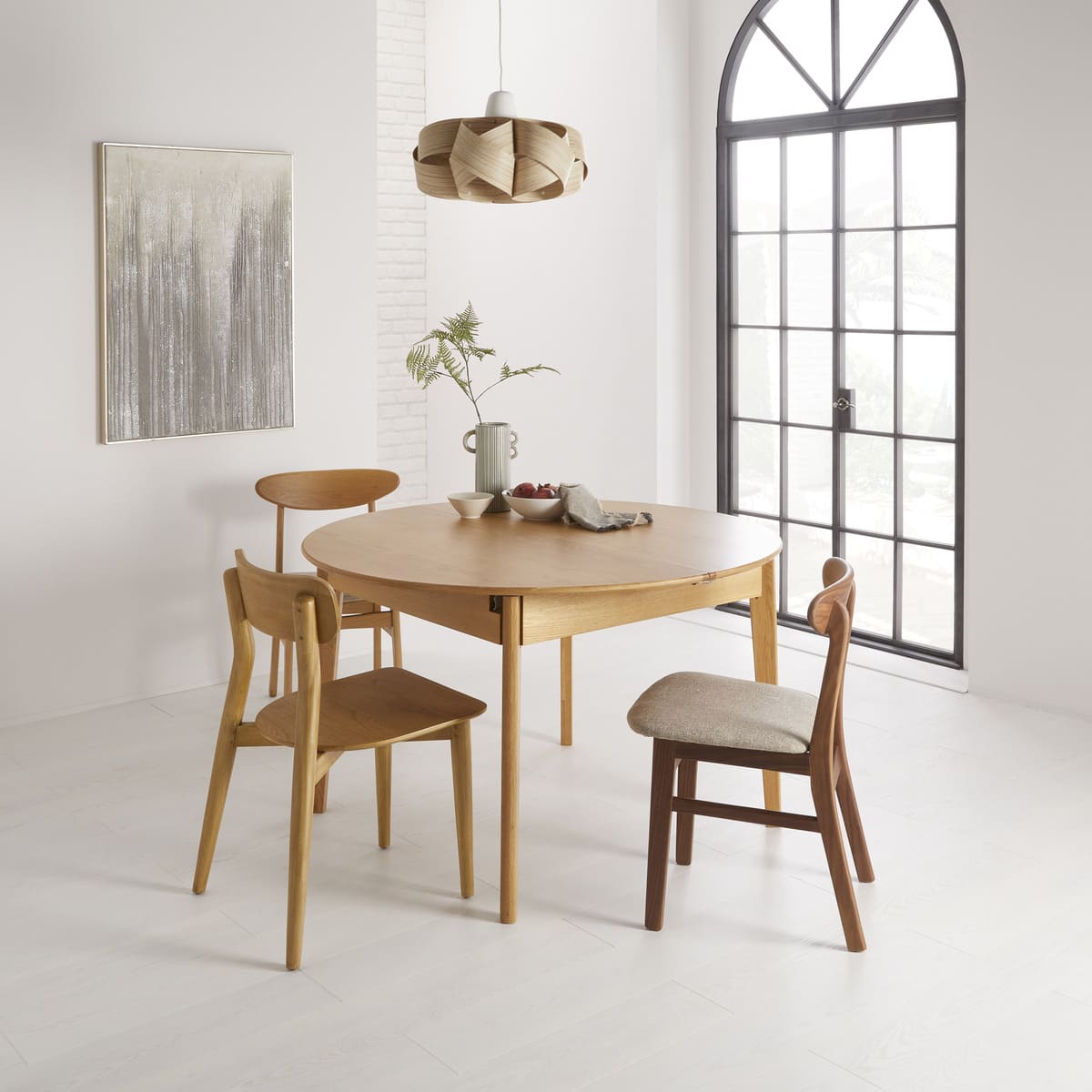 Wright Oak Round Extendable Dining Table