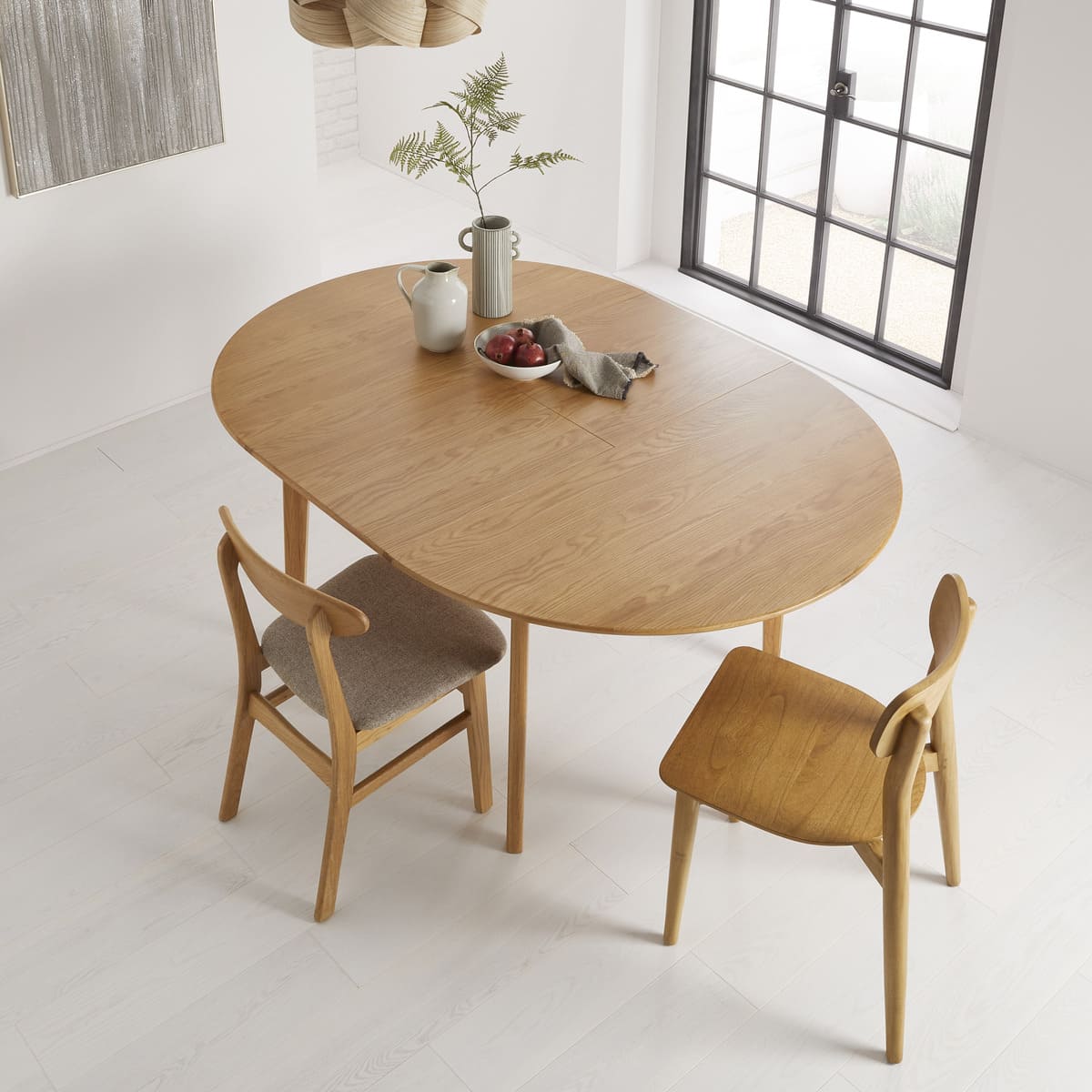 Wright Oak Round Extendable Dining Set (with 4 Wright Oak Dining Chairs)