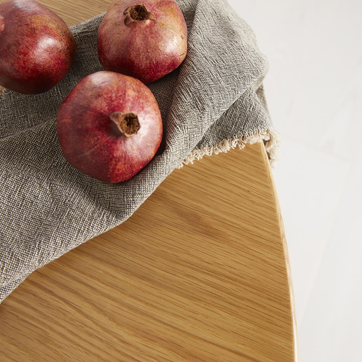 Wright Oak Round Extendable Dining Table